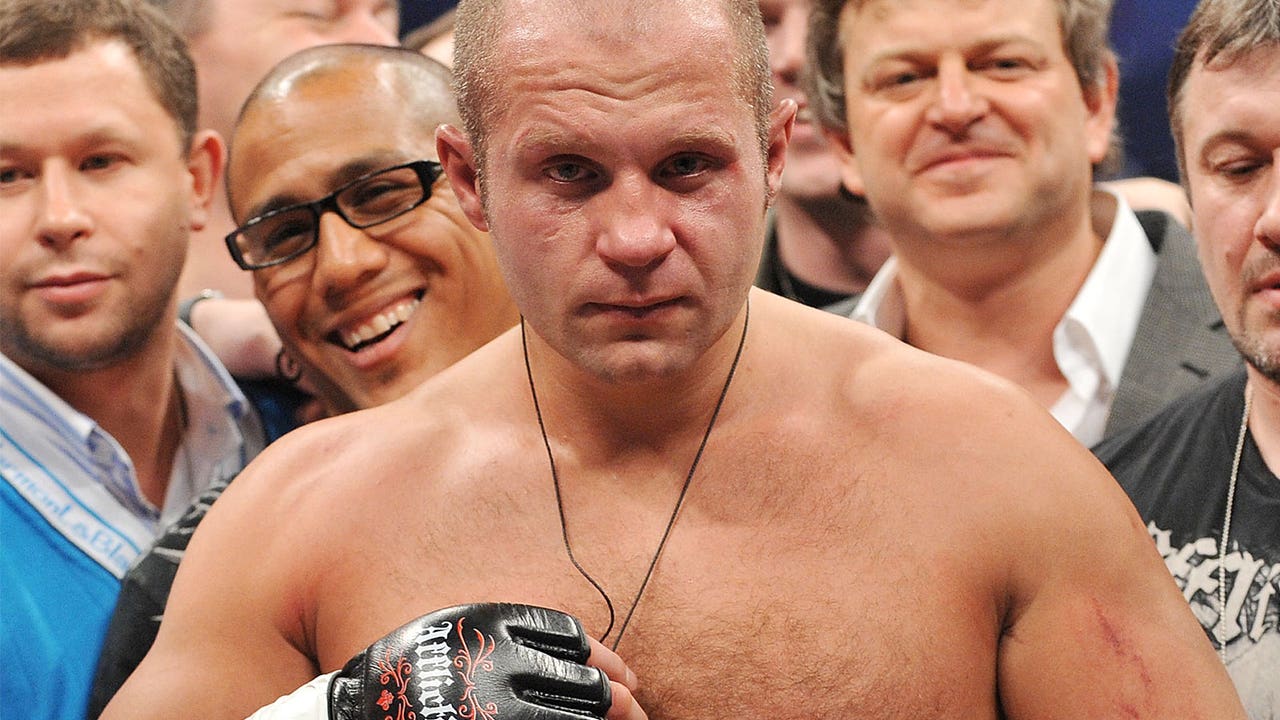 Fedor Emelianenko earns controversial decision over Fabio Maldonado